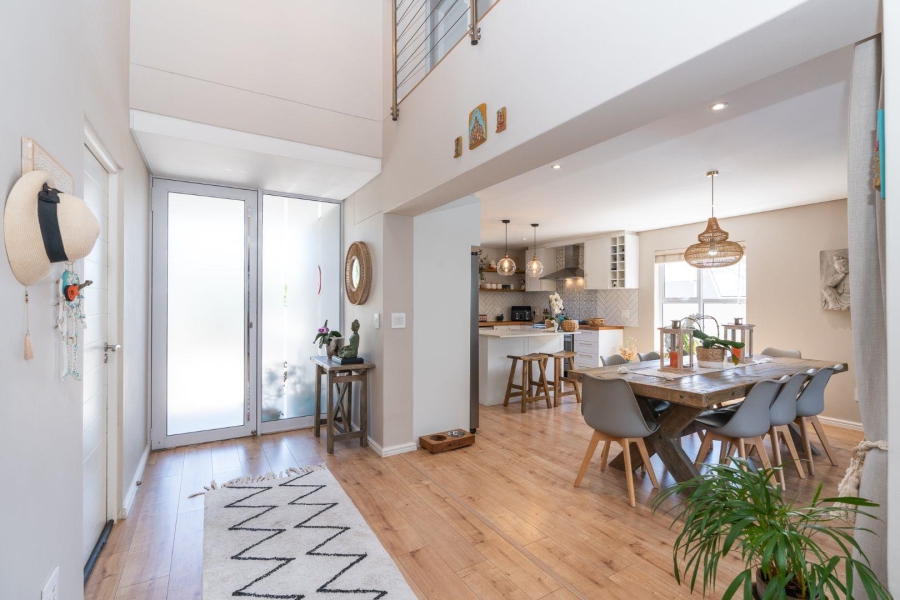 3 Bedroom Property for Sale in Somerset Lakes Western Cape